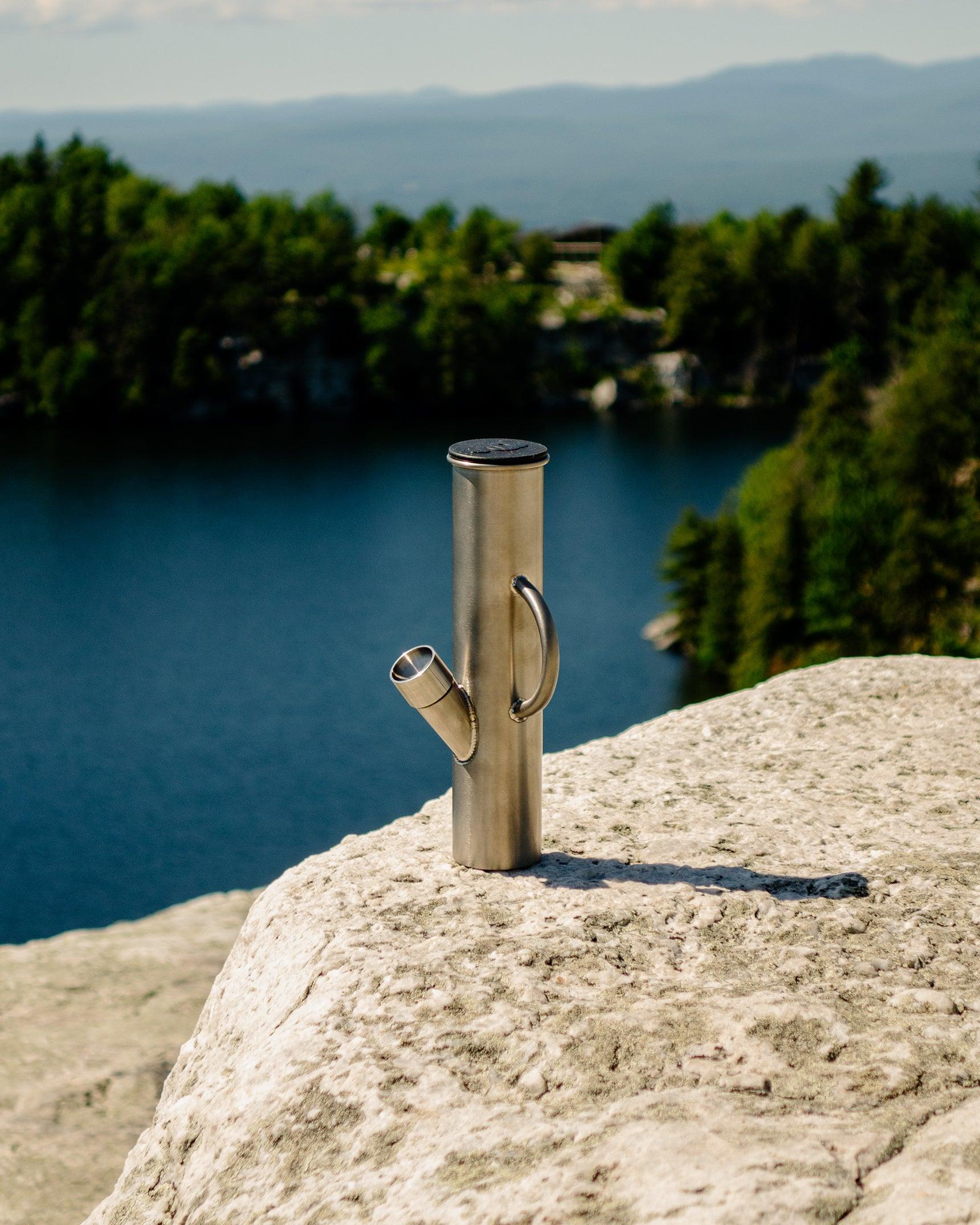 DangleBong Titanium Water Pipe - Image 4