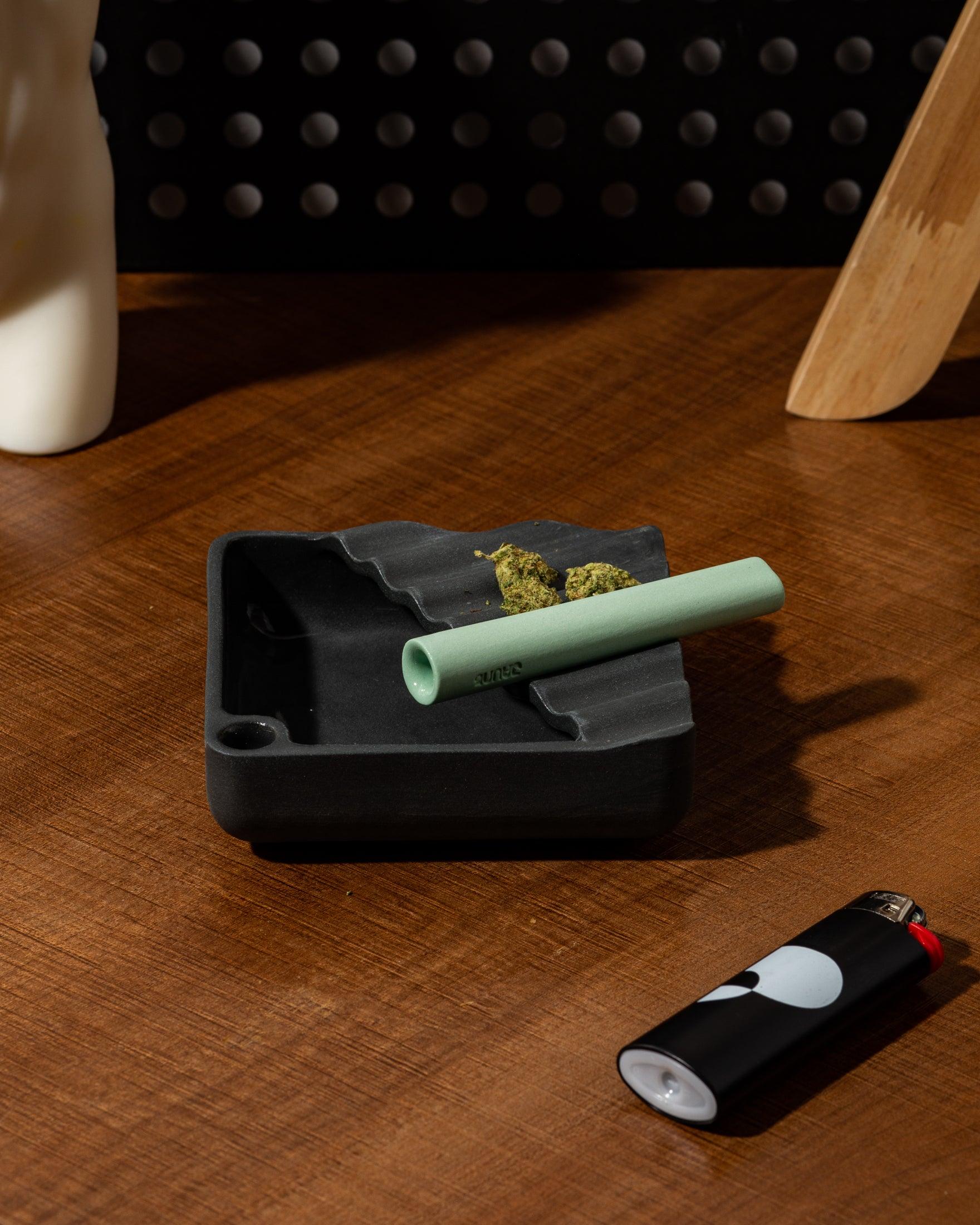 One-Hitter + Ashtray Set - Image 4