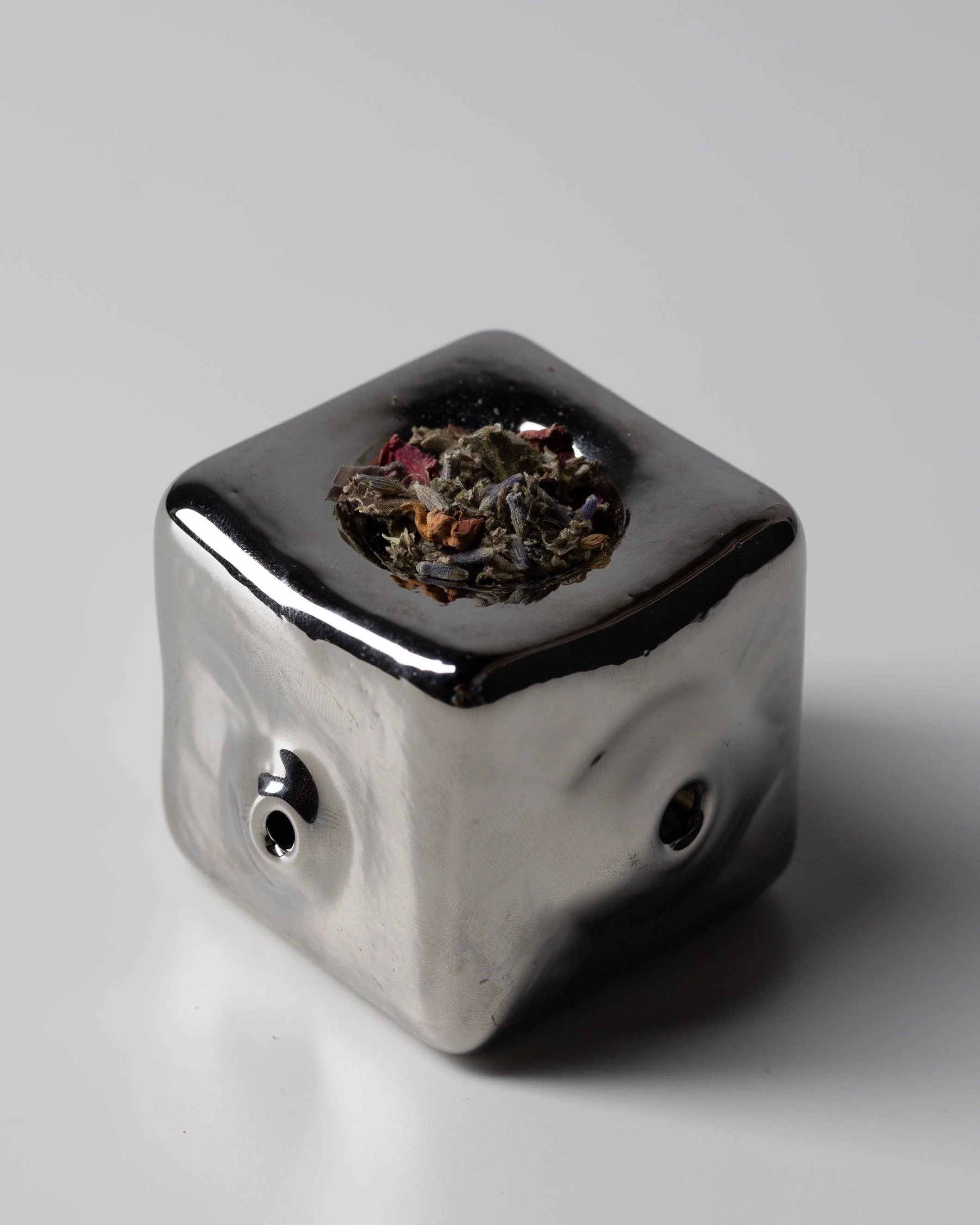 Cube Glass Pipe | Chrome Edition - Image 4