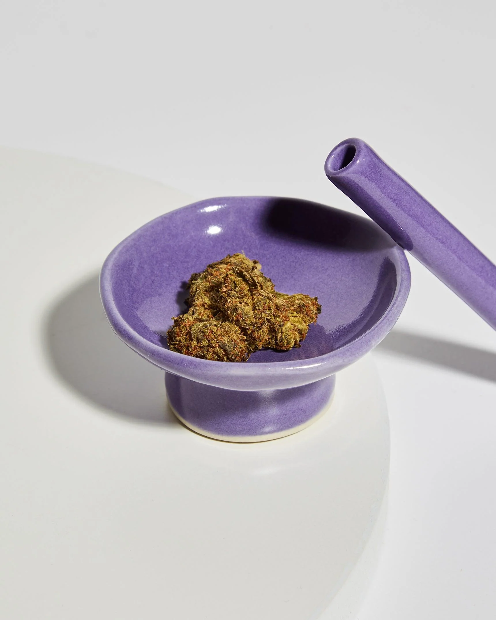 Le Pipe & Bowl Ceramic Set - Image 4